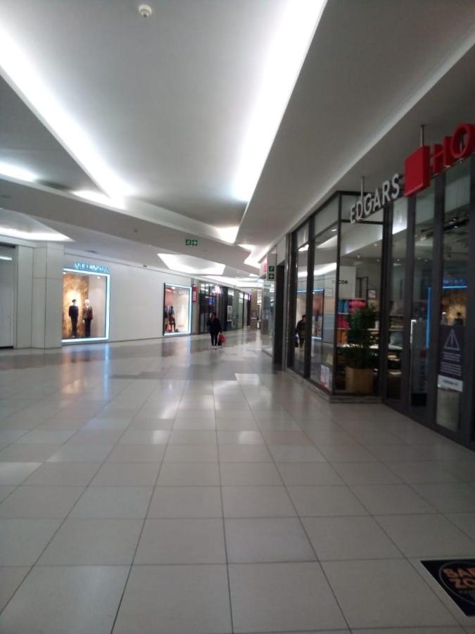 One Rosebank Stay Johannesburg Exterior foto